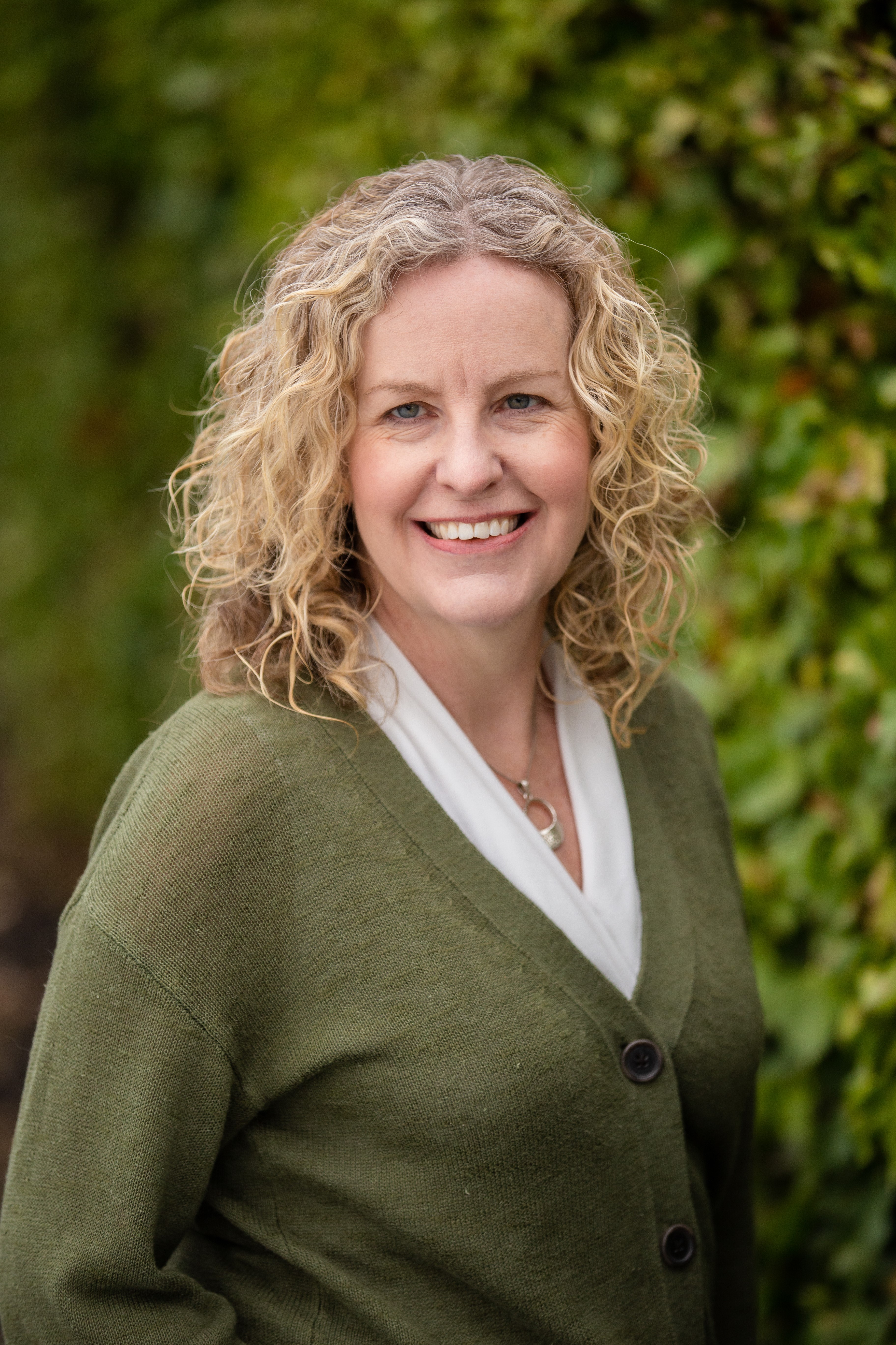 Beth Hayward Beth Hayward